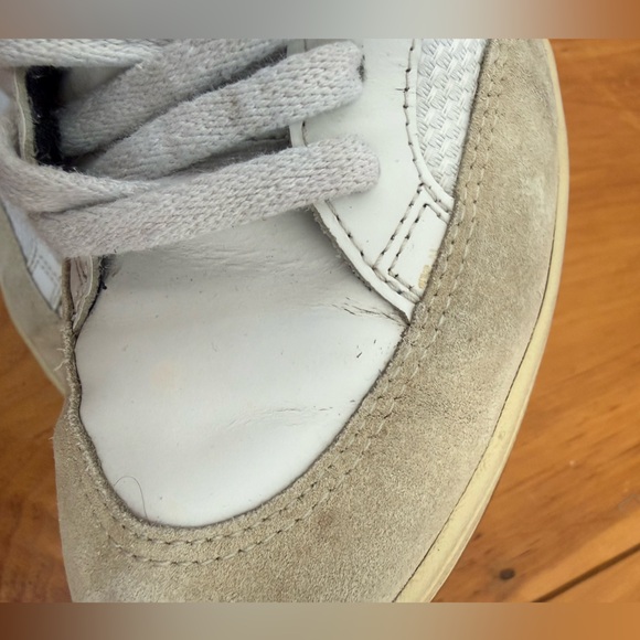 Veja Women's V-12 Low Top Sneaker Shoes | Size 9 - Picture 12 of 14